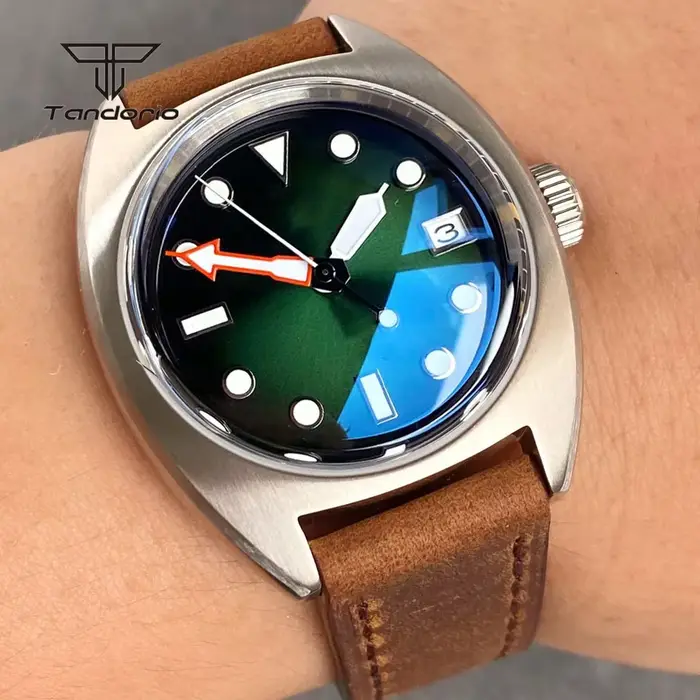 Montre Tandorio 36mm Plongeur Militaire Automatique Lumineuse Élégante pour Hommes Occasions Spéciales Aventuriers