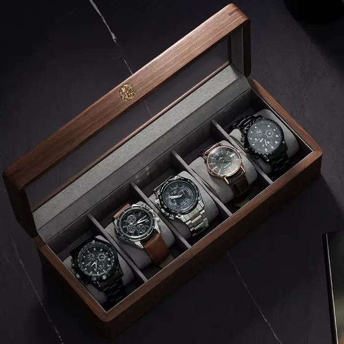 Boîte de rangement de montres en bois massif style mode et casual organisateur de montres-bracelets mécaniques boîtes d'exposition de montres accessoires d'emballage pour hommes occasions spéciales