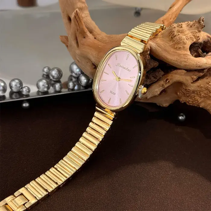 Montre Quartz Ovale Retro Dorée Élégante Femme Occasions Spéciales Tendance Haut De Gamme