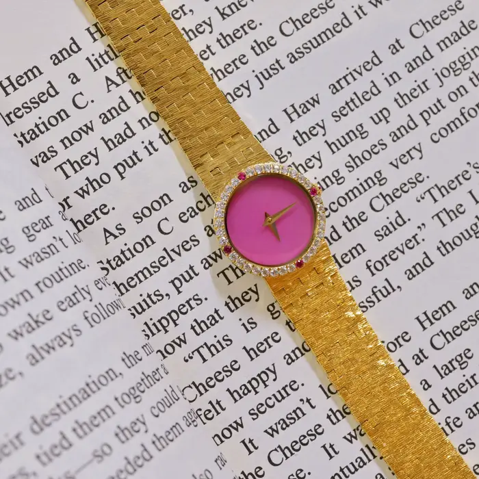 Montre en jadéite rouge pour femme