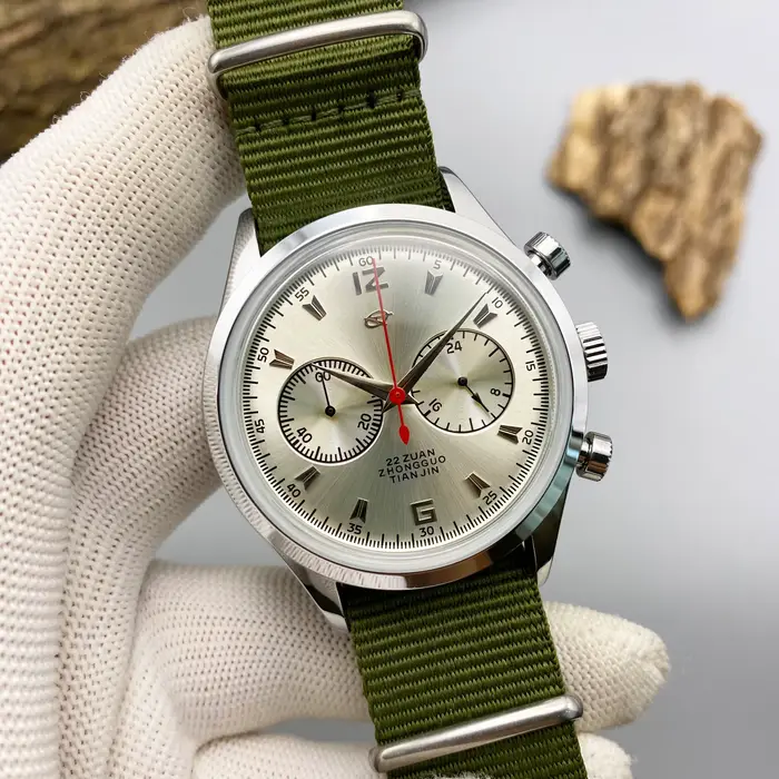 Montre Heimdallr Pilot Watch 42mm acier inoxydable bracelet tissu occasionnels homme aventuriers résistante à l'eau quartz