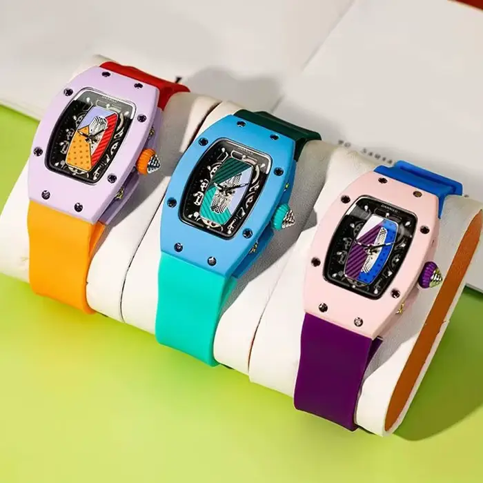 Montre de luxe en diamant pour femmes