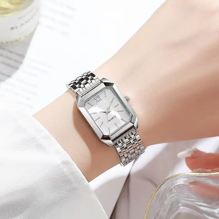 Montre Quartz sans Logo Femmes Elégante Bracelet Acier Inoxydable Occasion Spéciale