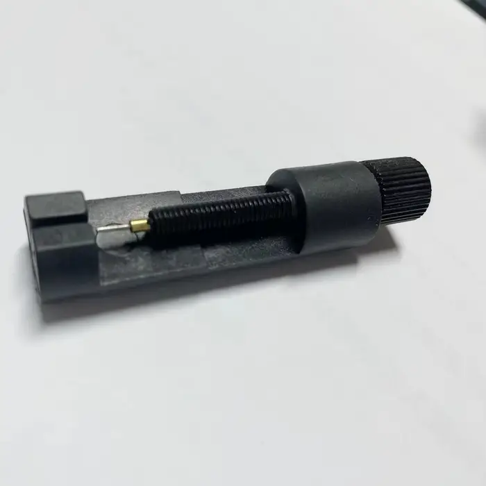 Outil de réparation de montre en métal, outil de réglage du Bracelet de montre avec goupille de mont