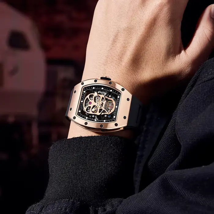 Montre mécanique à mouvement automatique pour hommes