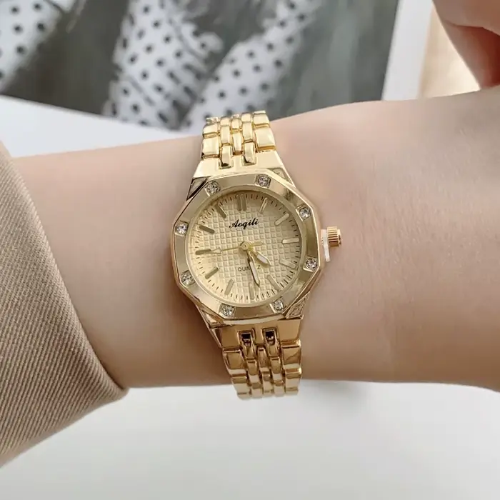 Mode femme chambre ronde or bracelet en acier Quartz montre-bracelet de luxe dames montre dorée pour femmes horloge