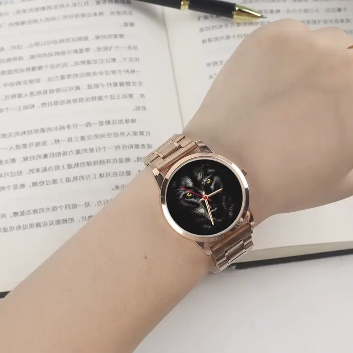 Montre à quartz loup noir pour femme