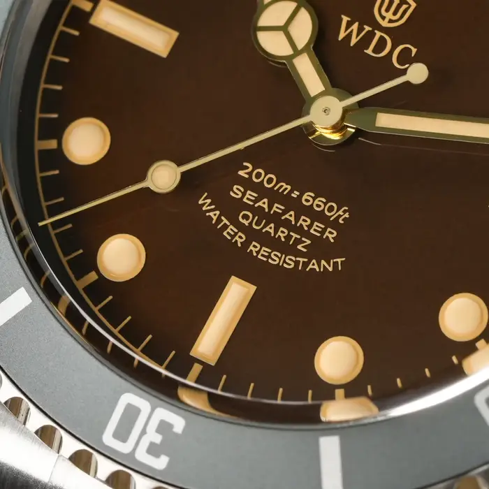 Watchdives WD5513Q Montres de plongée pour hommes VH31 Montres-bracelets à quartz AR Sapphire 20Bar Montre vintage étanche en acier inoxydable