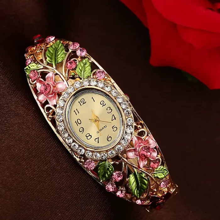 Montre vintage riche en fleurs, cadran rond, bijoux en cristal, montre-bracelet pour femme, design p