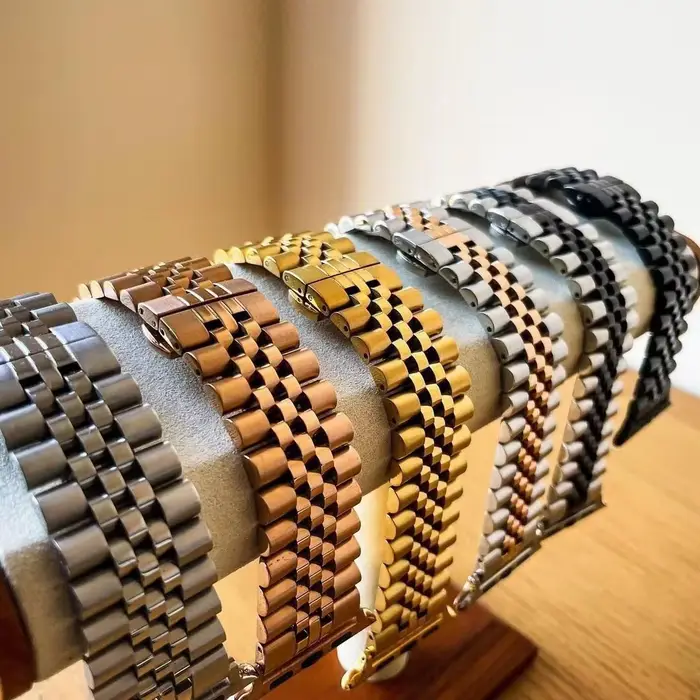 Bracelet en acier inoxydable pour Apple Watch unisexe avec fermoir papillon pour femmes et hommes pour occasions spéciales