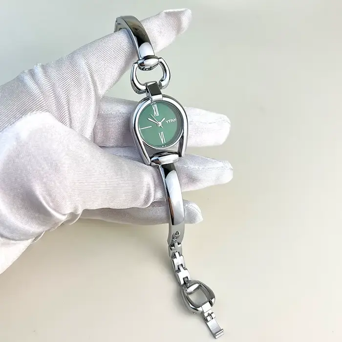 Montres pour femmes, style Mori