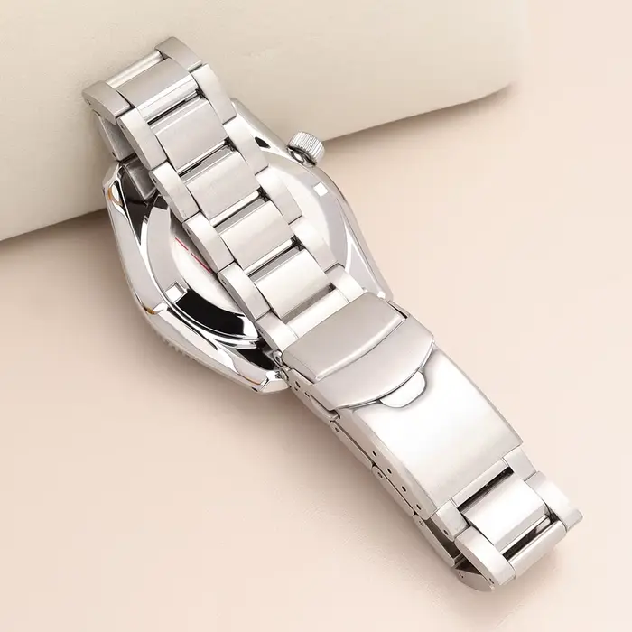 Boitier de montre en acier inoxydable 316L pour Seiko NH35 NH36 NH34 NH38 avec cristal saphir et couronne vissée élégant à offrir pour homme occasions spéciales