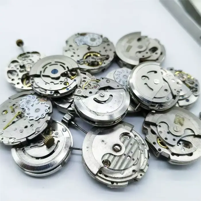 Montres pour pièces détachées non fonctionnelles OUNSCHD pour démontage et assemblage réparation horlogère débutants universel usage occasionnels