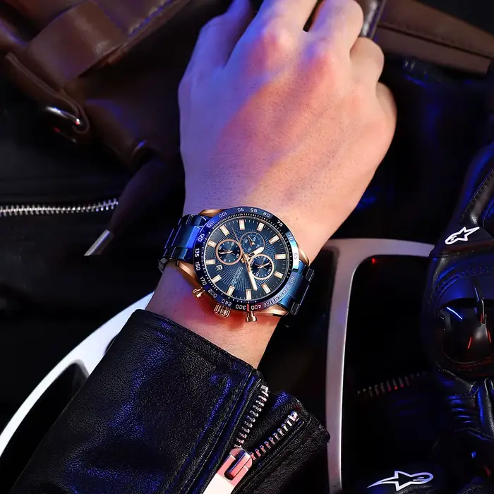 Montre-bracelet CRRJU chronographe avec date automatique pour hommes robuste et élégant occasion sportive ou quotidienne