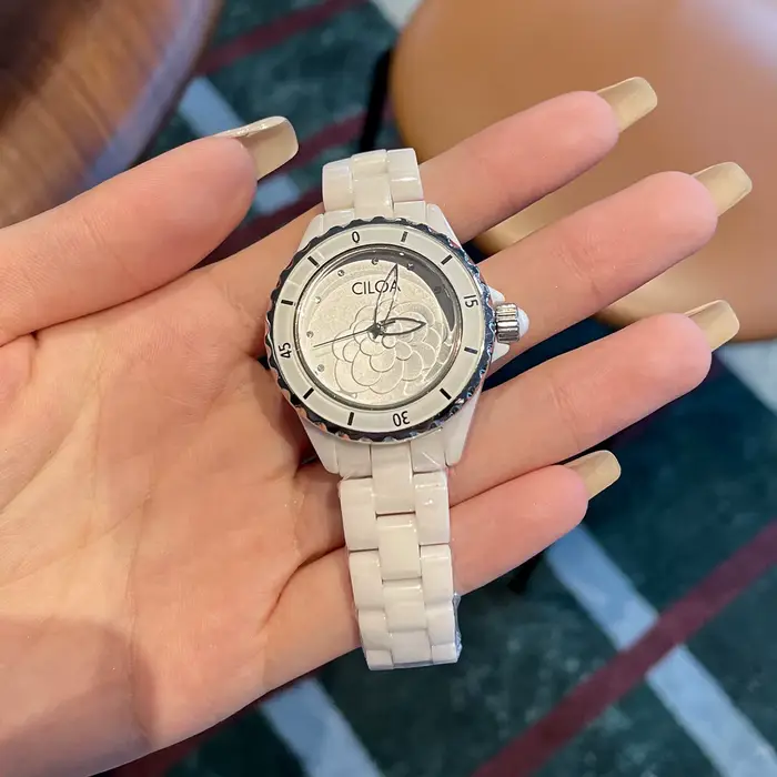 CILOA camélia montre 2025 nouvelles femmes en céramique blanche légère luxe