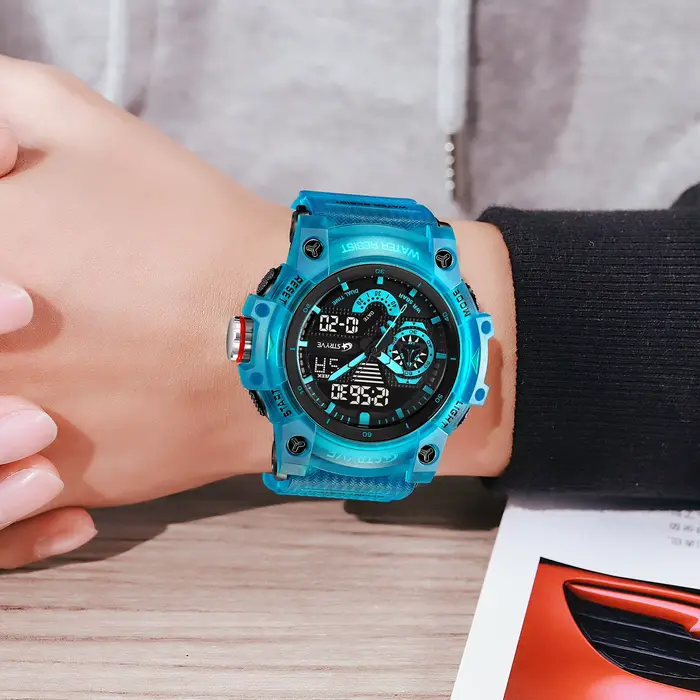 Montre STRYVE 8029 pour Hommes, Analogique-Digital, Chronomètre, Lumineuse, Résistante à l'Eau, Occasions Sportives et Aventureuses