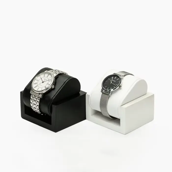 Présentoir de Montre à 1/2 Fentes en Bois Blanc Pour Femme Ou Homme Avec Option de Couleur Rouge Noir Vert Occasions Spéciales Et Décoration Intérieure