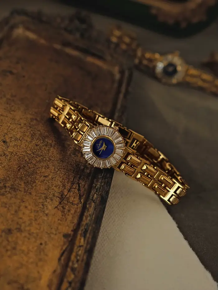 1 nouvelle montre à quartz pour femme