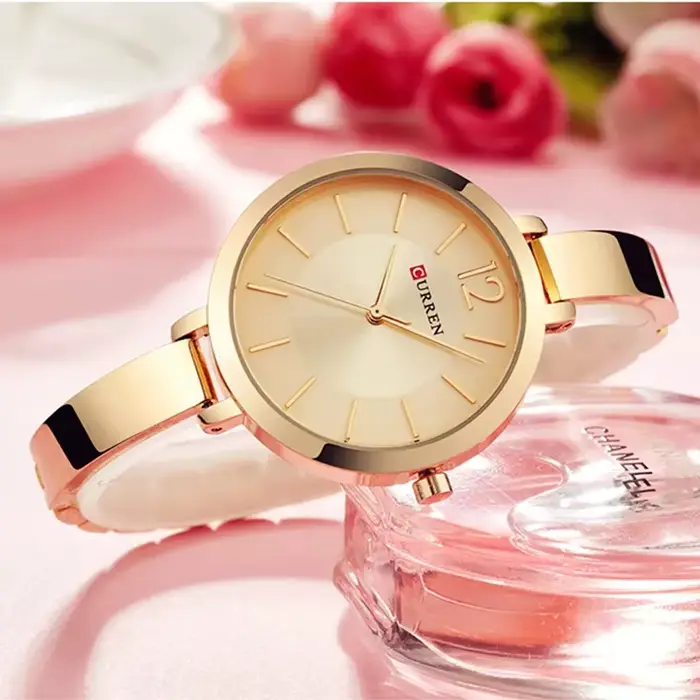 CURREN montre pour femmes 9012 Top marque de luxe horloge à Quartz décontracté mode dames montre-bracelet dame