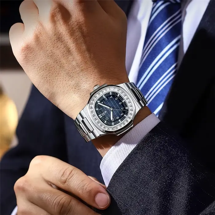 Montres-bracelets à Quartz de mode nouvelle montre en diamant étanche pour Homme montres automatiques hommes horloge