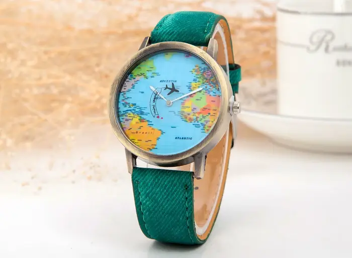 Montre pour homme en cuir avec cadran globe personnalisé mouvement quartz pour occasions quotidiennes et spéciales