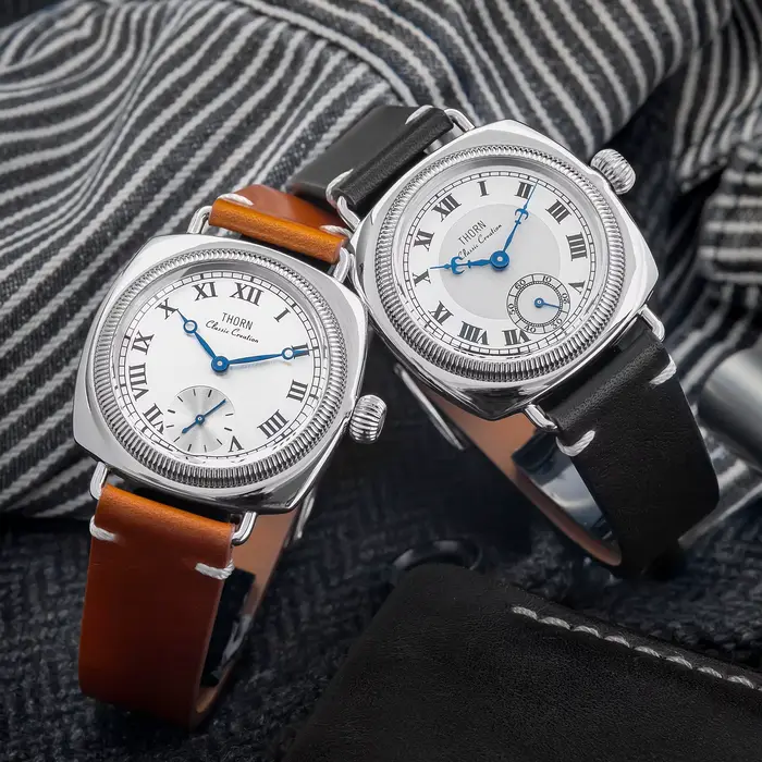 Montre THORN en forme d'oreiller avec bracelet en cuir pour homme et femme occasions spéciales quartz rétro élégante à offrir