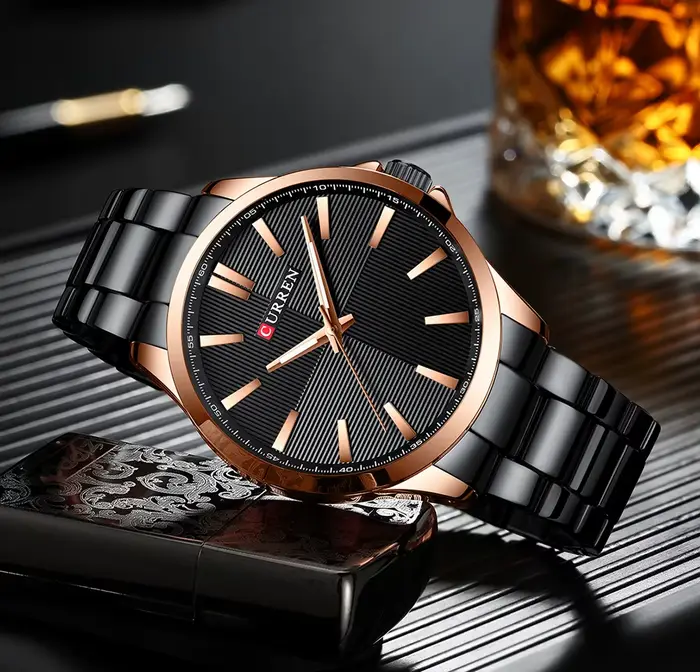 Montre homme Curren Quartz résistante à l'eau pour homme élégante et robuste pour les occasions quotidiennes et sportives