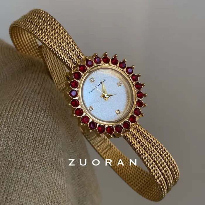 Montre de luxe pour femme élégante et sophistiquée mode décontracté quartz bracelet alliage bronze occassions spéciales