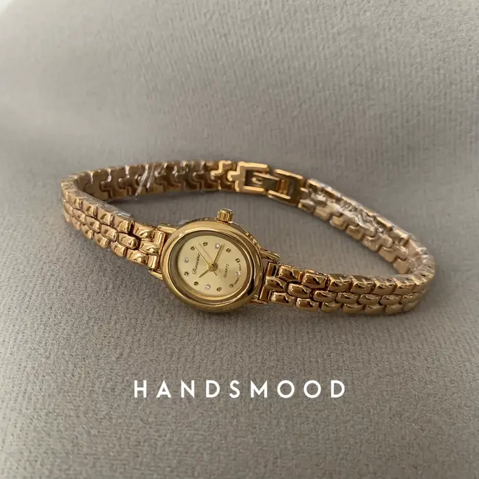 Montre plaquée or pour femmes