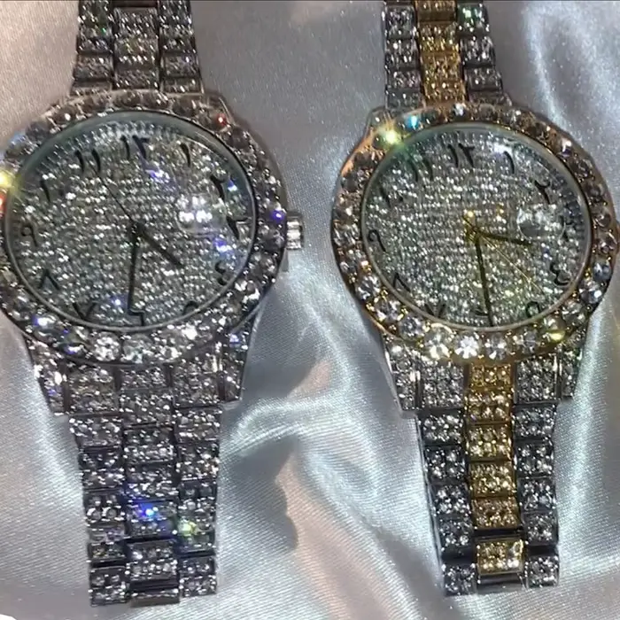 Montre en alliage avec cadran en diamant pour femmes, bracelet en or rose, argent, or, mouvement quartz, élégante et sophistiquée pour toutes les occasions