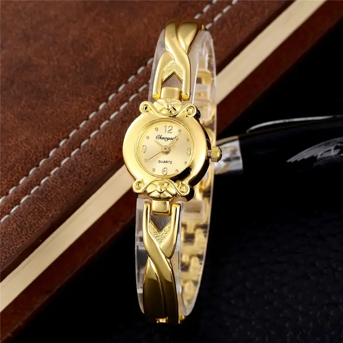 Mode or montre Vintage pour femmes de luxe élégant