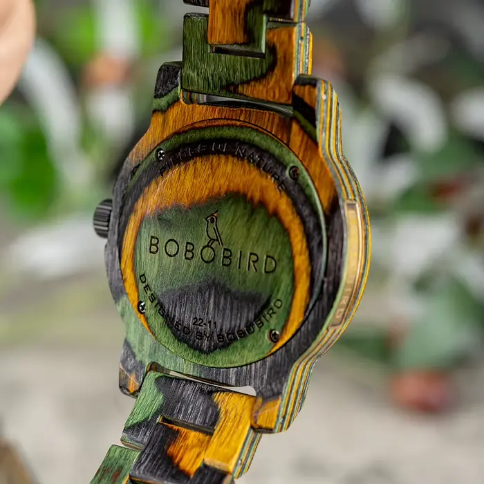 BOBOBIRD montre en bois montre-bracelet pour homme mouvement à Quartz japonais Crazy Horse cuir mode décontracté montres gravées cadeau personnalisé