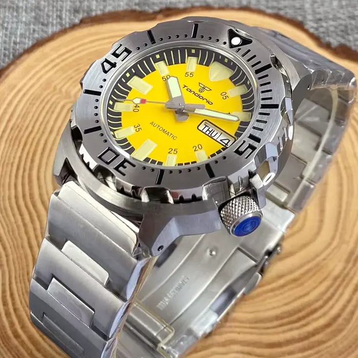 Montre Monster Orange Tandorio pour Hommes Robuste et Élégante Mécanique avec Boîtier Acier Inoxydable et Bracelet en Acier Occasions Spéciales et Activités Extérieures