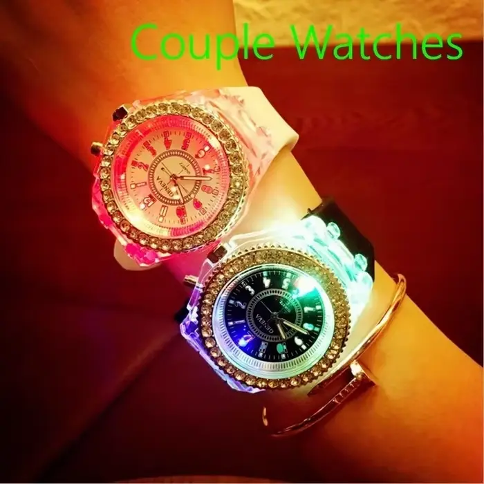 Montre lumineuse LED colorée étudiante quartz fluorescente homme femme style fashion casual ocassions nocturnes et soirées