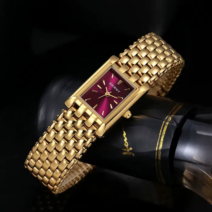 Montre en or pour femme