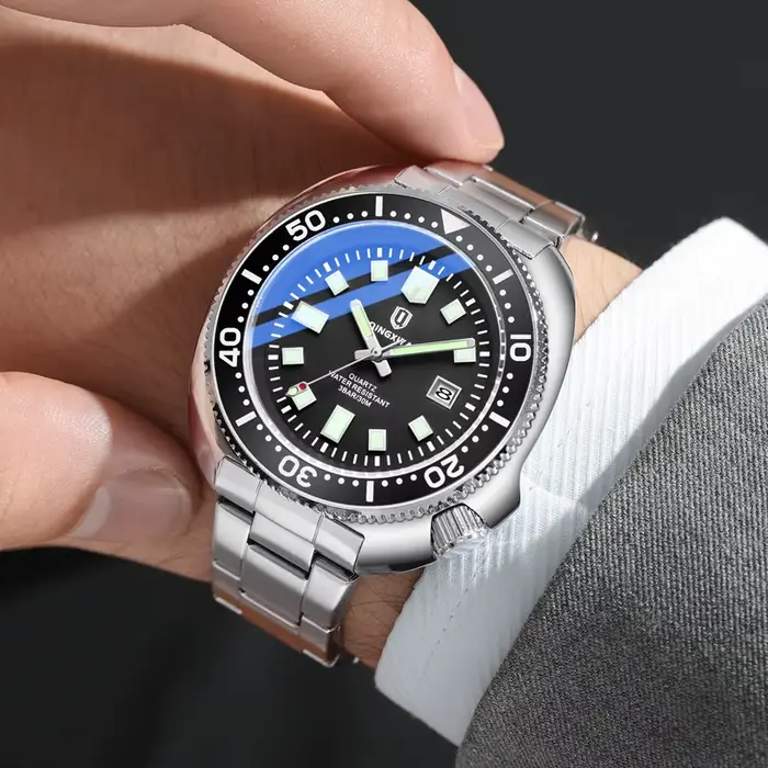 Nouvelle montre de mode homme en acier inoxydable avec calendrier complet résistante à l'eau et aiguilles lumineuses occasions spéciales et quotidienne