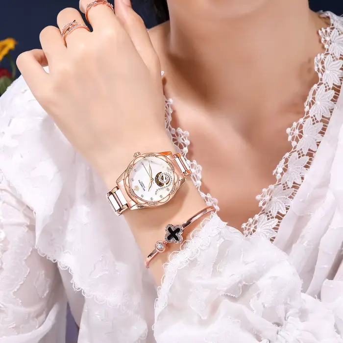Montres mécaniques pour femmes