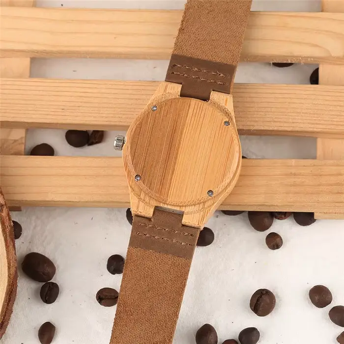 Montre Vintage en bois de bambou pour femmes
