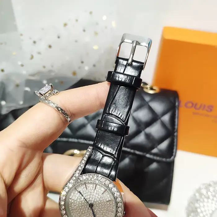 Montre Quartz Strass Cristal Élégante Femme Occasions Spéciales Casual Chic Blanc Brun Rouge