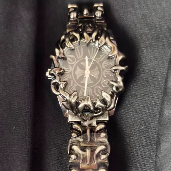 Montre-bracelet à quartz originale à la mode avec cadran à griffes irrégulières et chiffres romains montre pour hommes