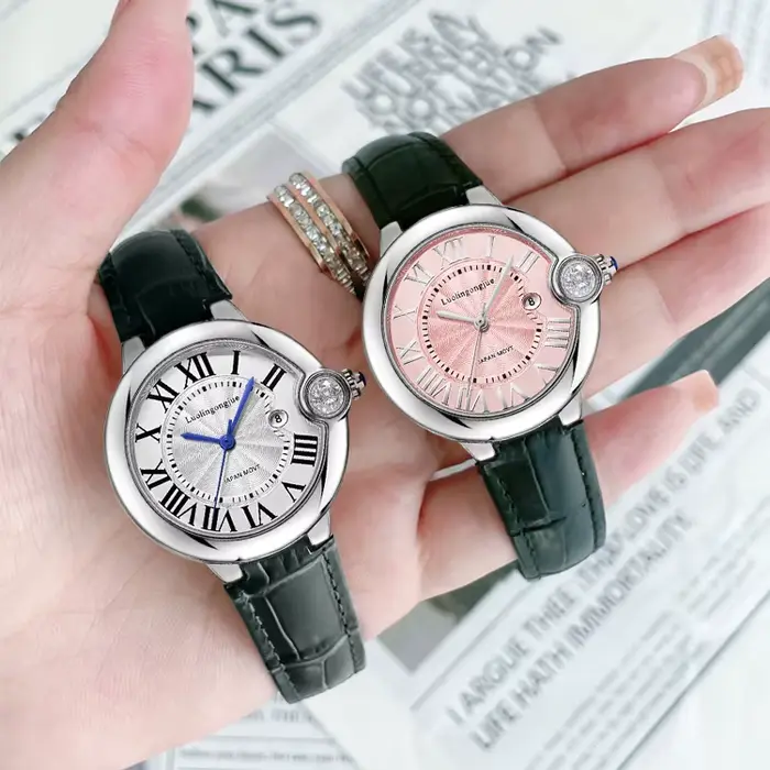 Montre à quartz bleue de luxe légère pour femme