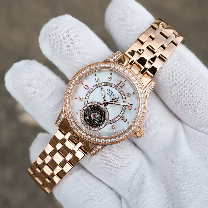 Montre automatique OBLVLO avec tourbillon et affichage lumineux pour femmes occasions spéciales et style élégant