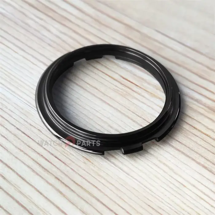 Lunette de montre en céramique