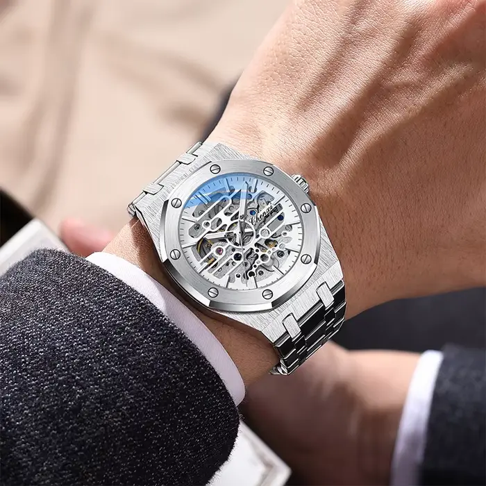 Montre mécanique CHENXI avec mouvement automatique, bracelet en acier inoxydable, résistante à l'eau, design unique pour hommes occassions spéciales