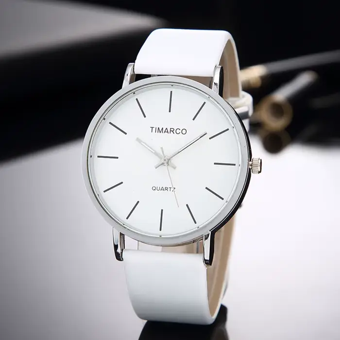 Montre à quartz analogique minimaliste pour hommes et femmes