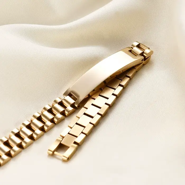 Bracelet de montre en acier titane lisse pour hommes