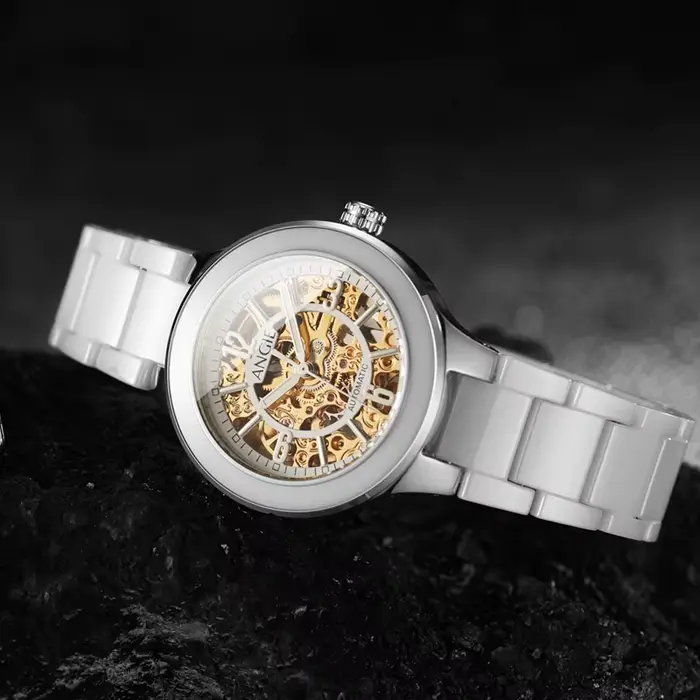 Montre mécanique de luxe pour femmes