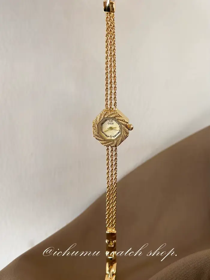 2025 dames de luxe montres élégant diamant bijoux Quartz Bracelet montre-Bracelet cadeaux pour les femmes mode robe