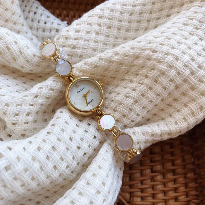 Nouvelle montre pour femme