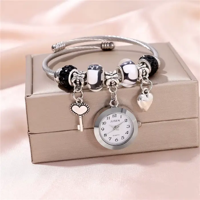 Montre-bracelet pour femme avec pendentif Fashion Love